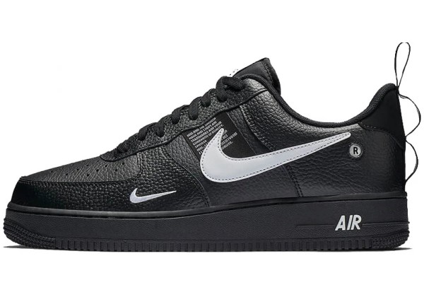 Зимние кроссовки Nike Air Force 1 Mid '07 LV8 Black черные с белым