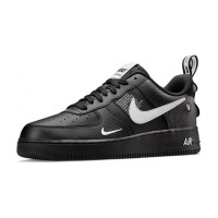 Зимние кроссовки Nike Air Force 1 Mid '07 LV8 Black черные с белым