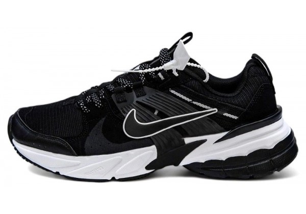 Nike V2K Run Runtekk Black Grey White