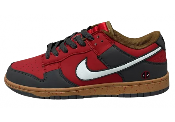 Кроссовки Nike Dunk Low Deadpool