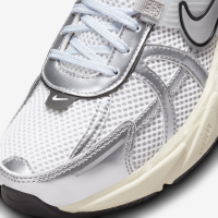 Кроссовки Nike V2K RunTekk Summit White