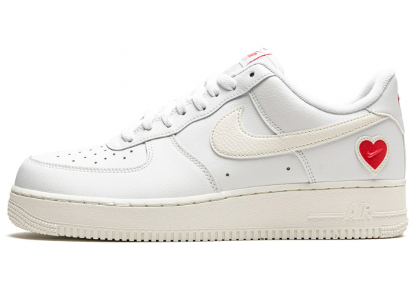 Кроссовки Nike Air Force 1 Low Valentines Day 2021
