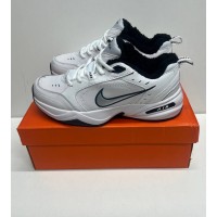 Кроссовки Nike Air Monarch 4 White с мехом