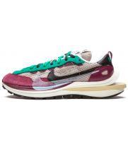 Nike Vaporwaffle Sacai Villain Red Neptune Green