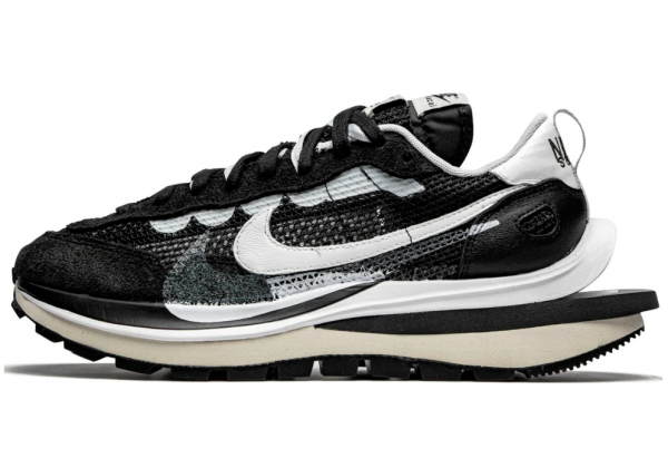 Nike Vaporwaffle Sacai Black White