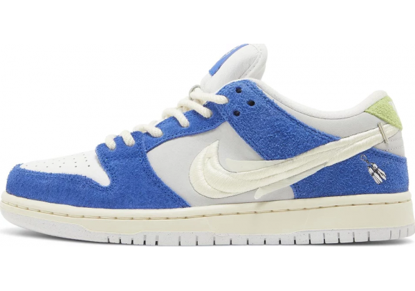 Nike Fly Streetwear x Dunk Low Pro SB Gardenia