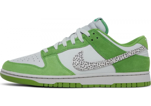 Nike Dunk Low Safari Swoosh Chlorophyll