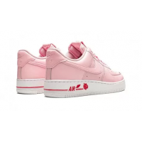 Кроссовки Nike Air Force 1 07 Low LX Pink