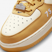 Nike Air Force 1 Mid Paris