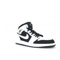 Кроссовки Nike Air Jordan 1 Retro Black White