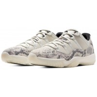 Jordan кроссовки 11 Retro Low LE Snakeskin Light Bone бежевые
