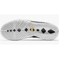 Баскетбольные кроссовки Nike Lebron XVIII черно-белые