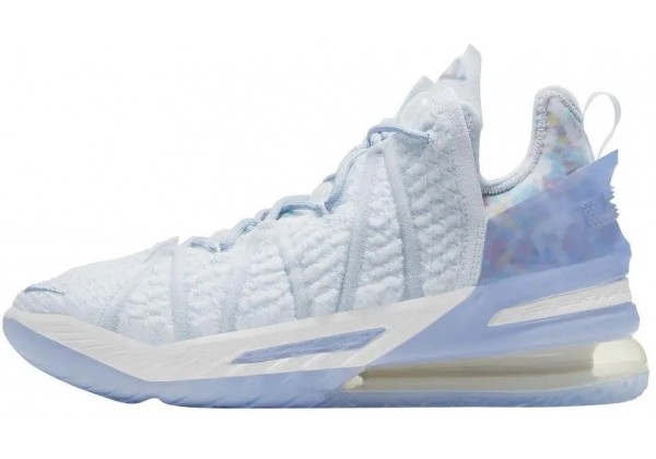 Баскетбольные кроссовки Nike Lebron XVIII белые