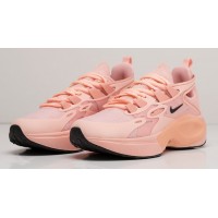 Кроссовки Nike Signal розовые