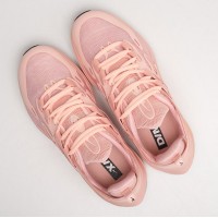 Кроссовки Nike Signal розовые