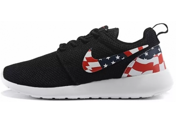 Кроссовки Nike Roshe Run с принтом черные