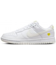 Nike Wmns Dunk Low Valentine's Day Yellow Heart