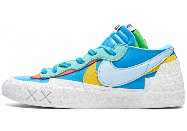 Кроссовки Kaws x Sacai Nike Blazer Low