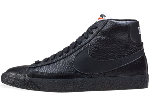 Кроссовки Nike Blazer 77 Mid All Black с мехом