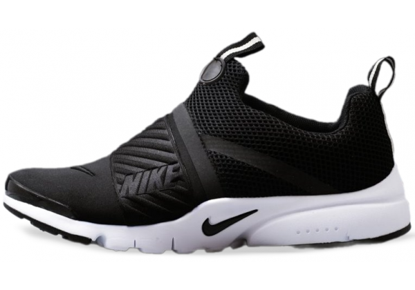 Nike Air Presto Extreme Black 01 and White