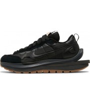 Nike Vaporwaffle Sacai Black Gum