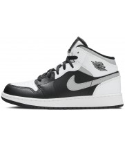 Кроссовки Nike Air Jordan 1 Retro Lihgt Smoke Grey