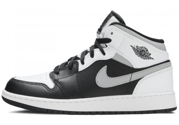 Кроссовки Nike Air Jordan 1 Retro Lihgt Smoke Grey