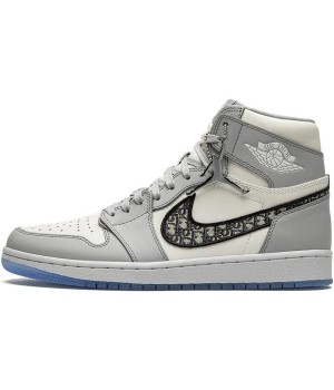 Кроссовки Nike Air Jordan 1 Retro Dior