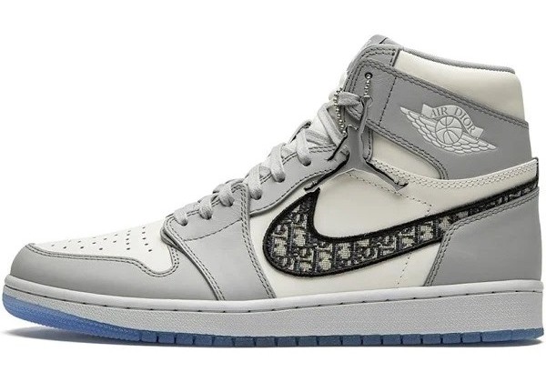 Кроссовки Nike Air Jordan 1 Retro Dior