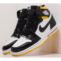 Кроссовки Nike Air Jordan желто-черные с белым