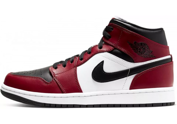 Кроссовки Nike Air Jordan 1 Mid Chicago Black Toe красные с белым