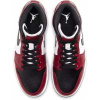 Кроссовки Nike Air Jordan 1 Mid Chicago Black Toe красные с белым