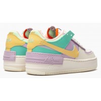 Кроссовки Nike разноцветные