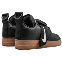 Кроссовки Nike Air Force 1 Utility черные с коричневой подошвой