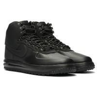 Зимние кроссовки Nike Lunar Force 1 Duckboot All Black With Fur черные