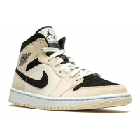 Кроссовки Nike Air Jordan 1 Retro Barely Orange