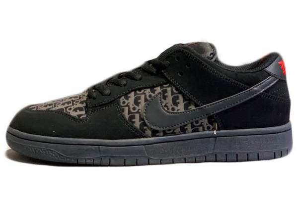 Кроссовки Nike Dunk SB Low Dior Triple Black