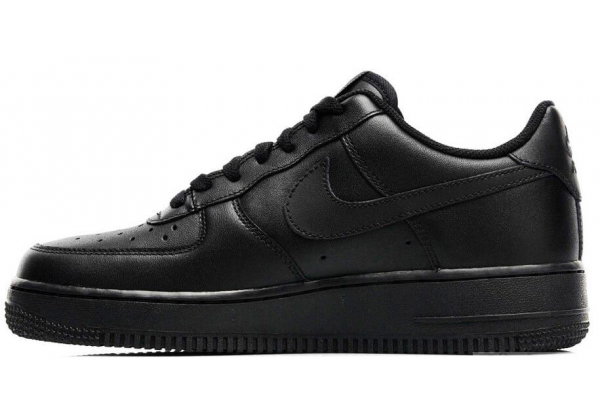 Кроссовки Nike Air Force 1 LV8 черные
