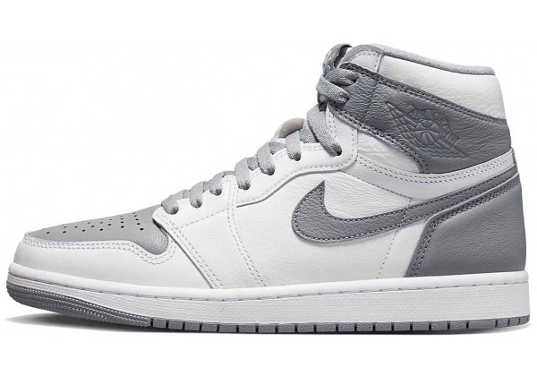 Кроссовки Nike Air Jordan 1 Retro Stealth