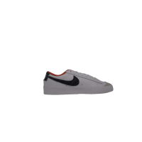 Кроссовки Nike SB белые с черным лого