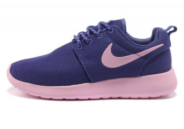 Кроссовки Nike Roshe Run розовые